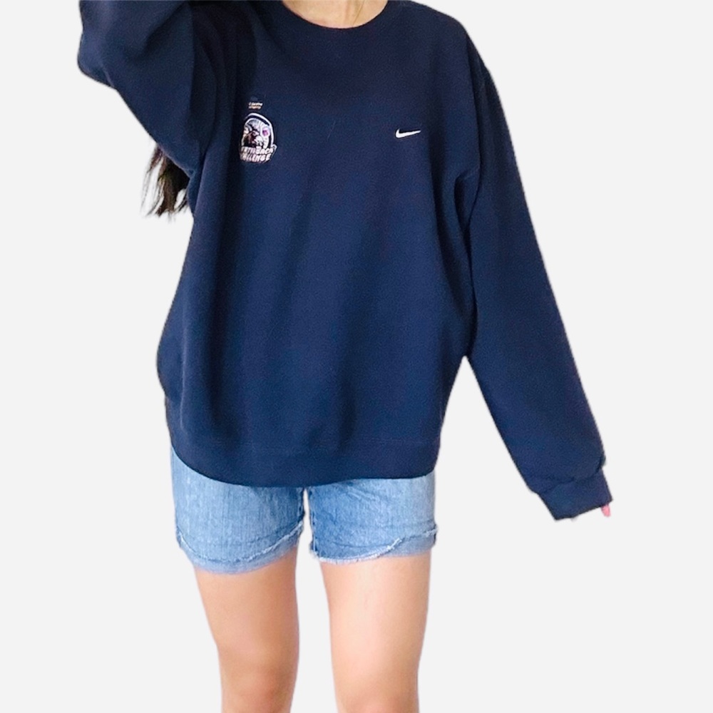 Nike Oversized Y2K Vintage Crew Neck in Navy Blue